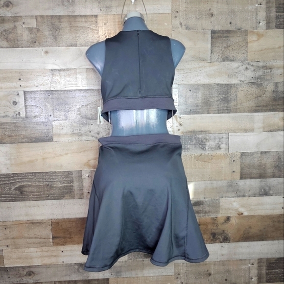 Puma Women's Balance Athleisure Sleeveless Cut Out Dress, Black Size XL - Picture 10 of 10